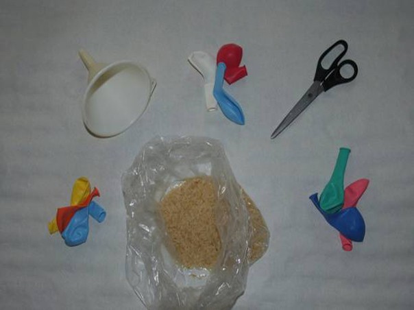 Tres globos y grano para relleno