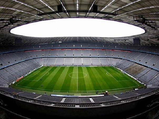 Estadio Allianz Arena del FC Bayern Múnich, uno de los clubes grandes que sin duda se beneficiarán con las nuevas reglas