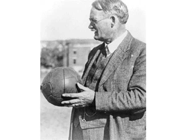 James Naismith, inventor del baloncesto