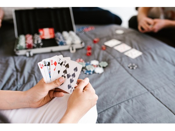 deck of poker cards in a bookmaker foto de Stock | Adobe Stock