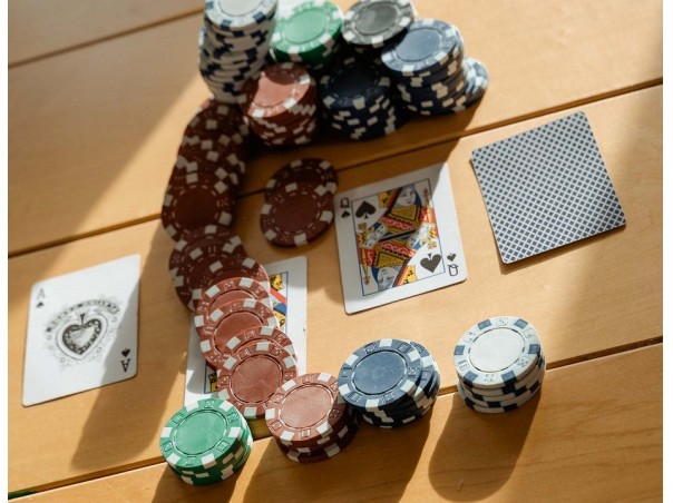 En los juegos de casino se pueden volver a sentir emociones similares a las de las competencias deportivos. Foto: Pexels.com